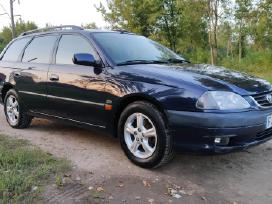 Toyota Avensis automobilio nuoma Kaune