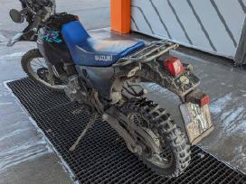 Suzuki dr 650 r dalimis