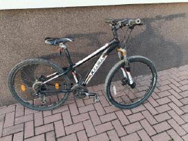 Trek 4300 dviratis