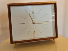 Vintažinis Mid Century stalo laikrodis Junghans
