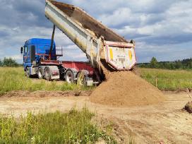 Juodžemis,smėlis(pamatam)akmenės skaldą,26t