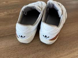 Kedai batai adidas 44