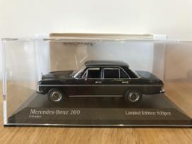 Mercedes-benz 200 (W115)