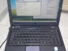 Nešiojamas kompiuteris su Windows Xp ir Com port a