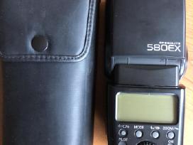 Canon blicas 580 Ex ir papildomas maitinimo blokas