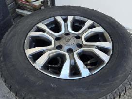 Ford ranger padangos su ratlankiai