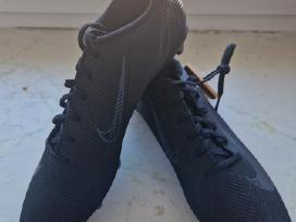 Nauji Nike mercurial futbolo bateliai