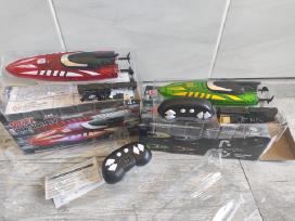 RC valdomas triukinis LED laivelis 2x baterijos