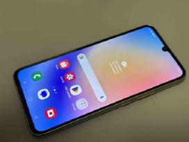 Samsung Galaxy A34 5G su priedais