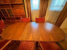Ąžuolo masyvo išskleidžiamas stalas