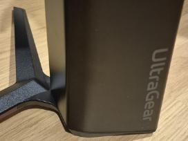 LG ultragear monotoriaus stovas vesa mount
