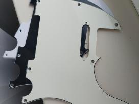 Nauji telecaster pickguardai
