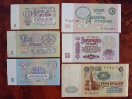 Tarybinių rublių banknotų rinkinys
