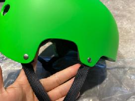 Riedlentes riedučiu paspirtukas šalmas žalias L-XL