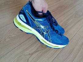 Rezervuoti. Asics gel nimbus kedai
