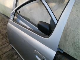 Parduodu Toyota Yaris duris