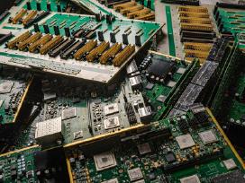 Brangiai perkame elektroniką, elektronikos laužą