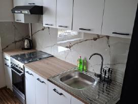 Išnuomuojamas tvarkingas dviejų kambarių butas