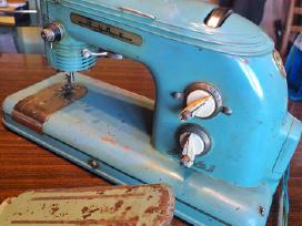 Senovinė 1958m. Veikianti elektrinė siuvimo mašina