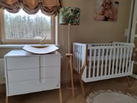 Yappykids lovytę ir komodą su ąžuolo detalemis