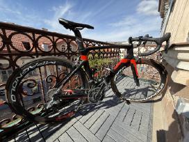 For Sale: Wilier Cento 1air Road Bike – Size M