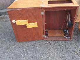 Siuvimo mašinos stalas - 10 Eur