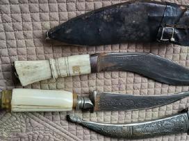 Vintažiniai rankų darbo peiliai su kaulo rankena