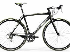 Nauji Merida Race lite 900