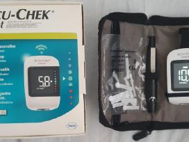 Accu chek instant