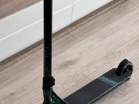Blunt Envy Prodigy S9 – Toxic