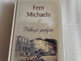 Pilkoji pelytė