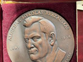 Algirdas Brazauskas bareljefas