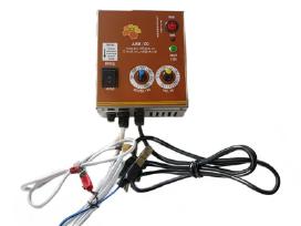 Medsukio variklis su valdymo pultu 12/220v
