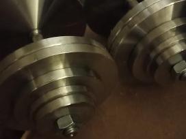 2 hanteliai po 50kg + bicepso grifas