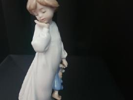 Originali,garsios Lladro Nao serijos porcelianine