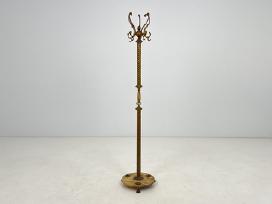 Žalvarinė pastatoma kabykla su marmuru