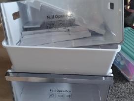 Samsung šaldytuvo durelių lentynos , stalčiai .