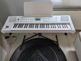 Roland Bk-3 + Stovas