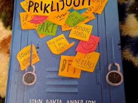 "Priklijuoti" John David Anderson