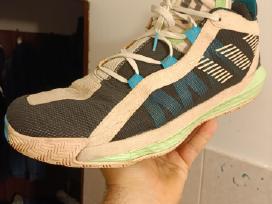 Adidas kedai 53 išmera