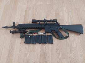 Parduodu airsoft Dmr tipo ginklo komplektą.