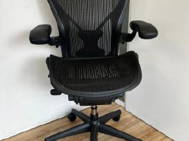 Herman Miller Aeron Graphite Posture Fit Size C
