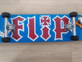 Flip Hkd riedlentė