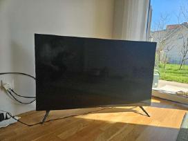 LED Smart Uhd 4k TV Samsung 50" 127cm ekrano defek