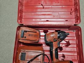Hilti Suktukas + 2 Baterijos Ir Pakrovejas