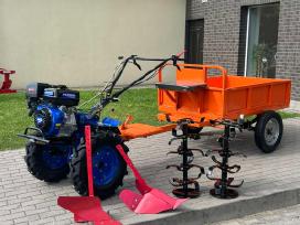 Motoblokas kultivatorius su priekaba ir padargais