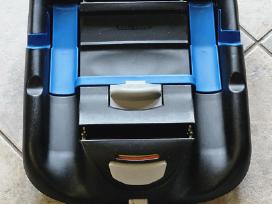 Isofix kūdikio automobilio kėdutės bazė
