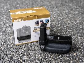 Meike mk-a9 pro baterijų laikiklis