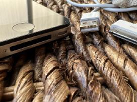Apple 30-pin Dock Connector kabelis