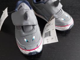 23.5 (7 dydžio) Reebok sportbačiai Shark